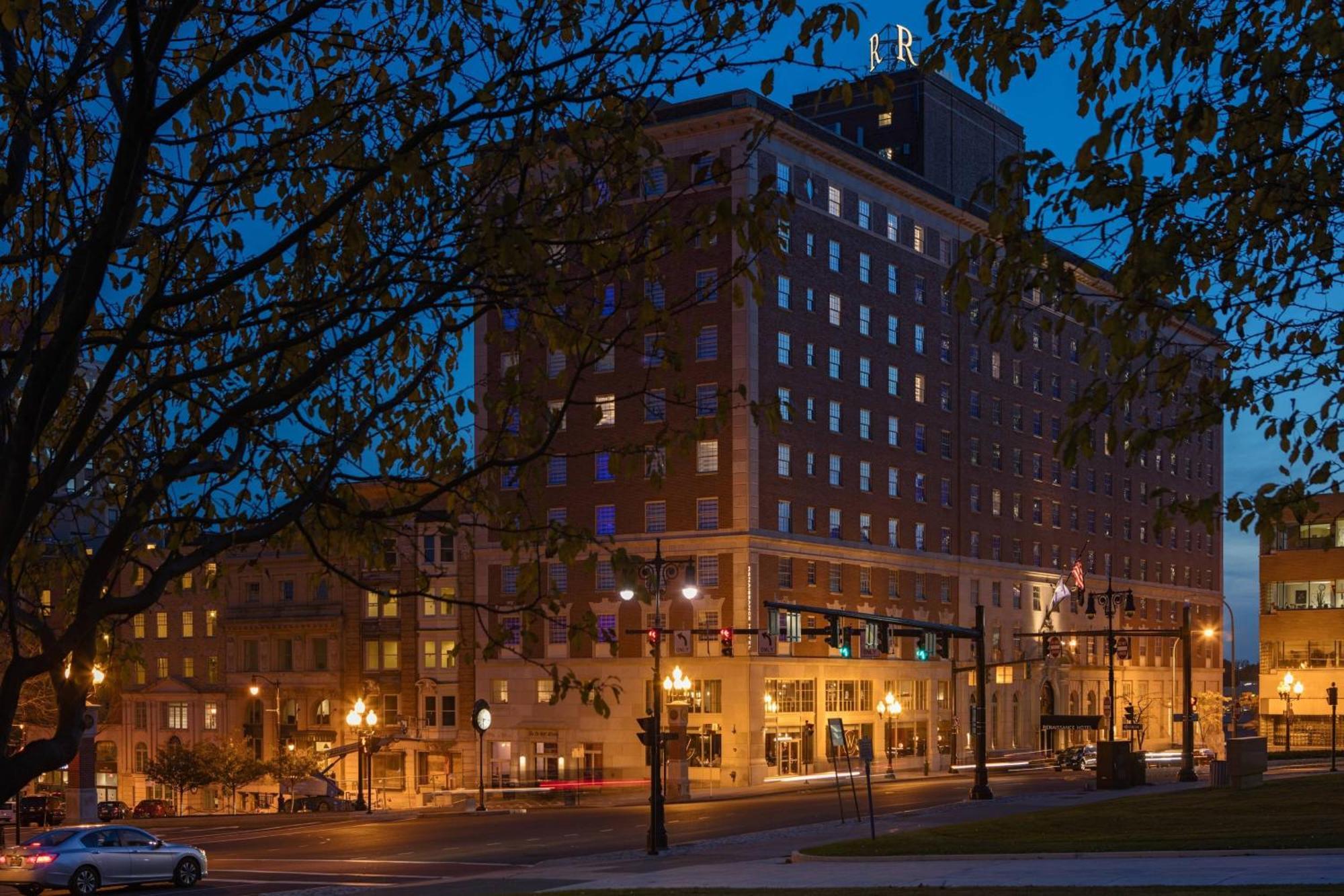 Renaissance Albany Hotel Exteriér fotografie